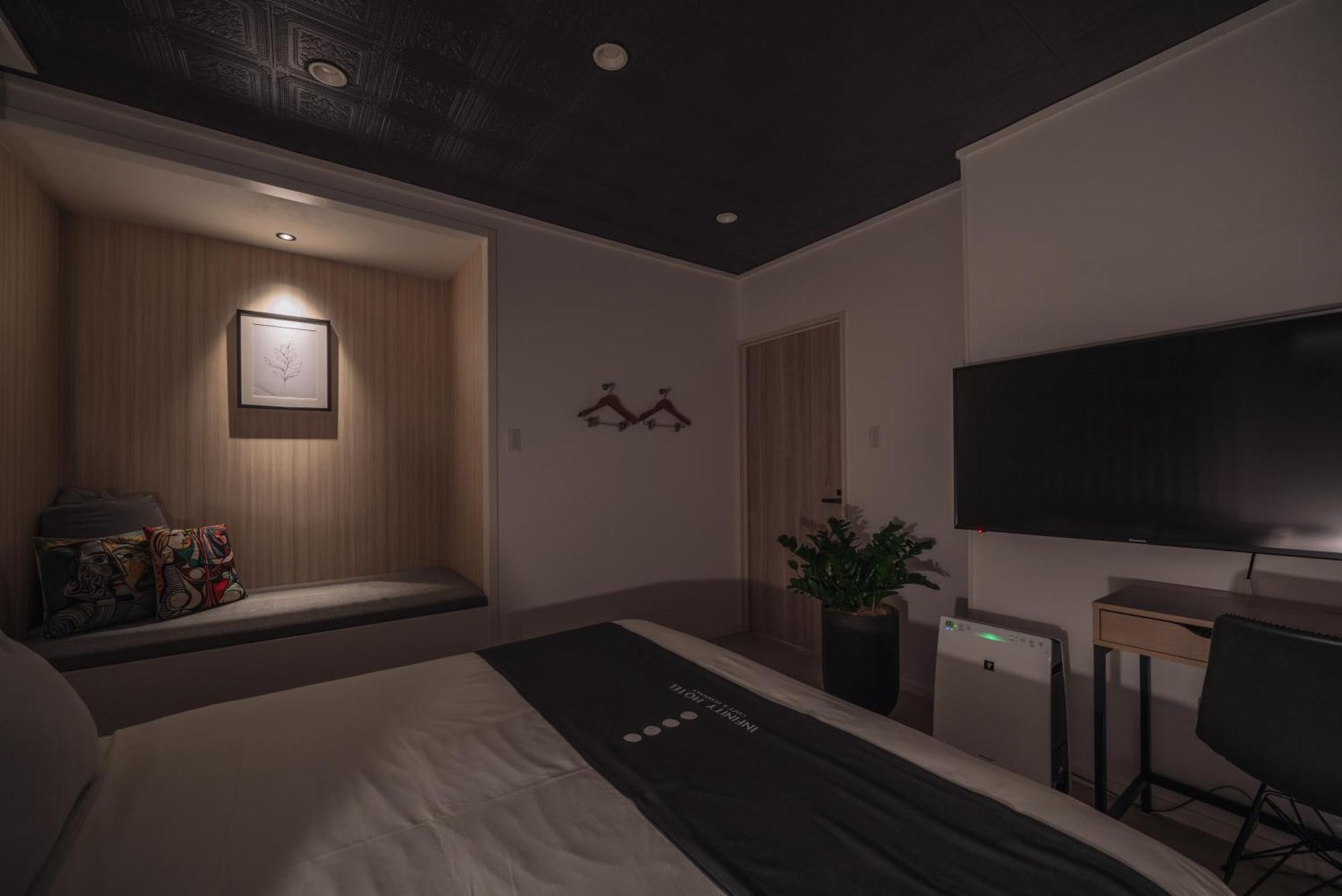 Infinity Hotel -Jiitchaku- Urasoe Εξωτερικό φωτογραφία